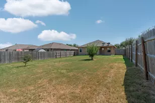 5800 Maciver Dr SW, Austin, TX 78754 - Photo 25