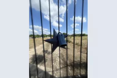 1976 Old Kelley Road, Lockhart, TX 78644 - Photo 3