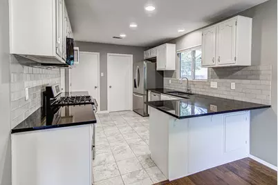 12430 Wycliff Lane, Austin, TX 78727 - Photo 13