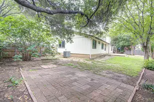 12430 Wycliff Ln, Austin, TX 78727 - Photo 31
