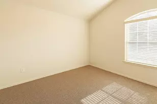 208 Durata Dr, San Marcos, TX 78666 - Photo 9