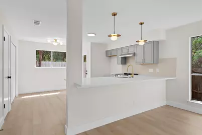 1707 Waterloo Trail, Austin, TX 78704 - Photo 9