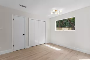 1707 Waterloo Tr, Austin, TX 78704 - Photo 11