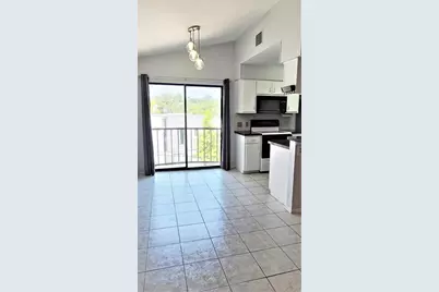 106 E 30th Street #308, Austin, TX 78705 - Photo 5