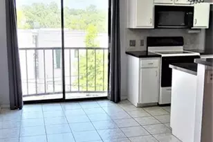 106 E 30th St, Austin, TX 78705 - Photo 5