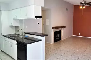 106 E 30th St, Austin, TX 78705 - Photo 7