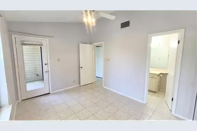 106 E 30th Street #308, Austin, TX 78705 - Photo 15