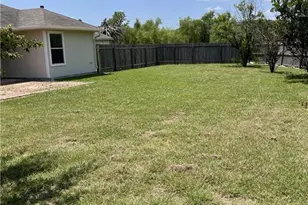 214 Newport Landing Pl, Round Rock, TX 78665 - Photo 19