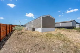 121 Sunflower rd, Dale, TX 78616 - Photo 25
