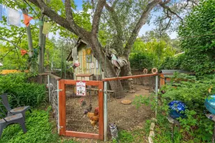 221 Park Ln, Austin, TX 78704 - Photo 37