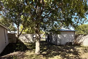 1105 Green Meadow Dr, Round Rock, TX 78664 - Photo 21