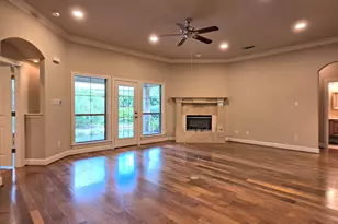 1121 Gabriel Ln, Fort Worth, TX 76116 - Photo 9