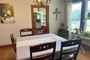 592 E Hempstead, Giddings, TX 78942 - Photo 5