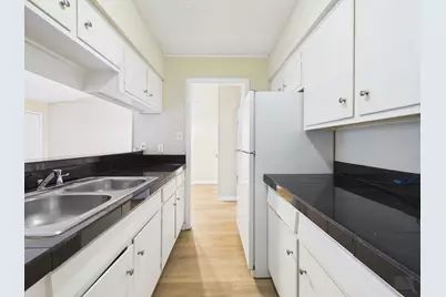 616 W 51st Street #101, Austin, TX 78751 - Photo 5