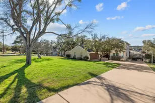 22008 Briarcliff Dr, Briarcliff, TX 78669 - Photo 7