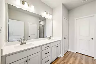 221 Banyon Dr, Liberty Hill, TX 78642 - Photo 5