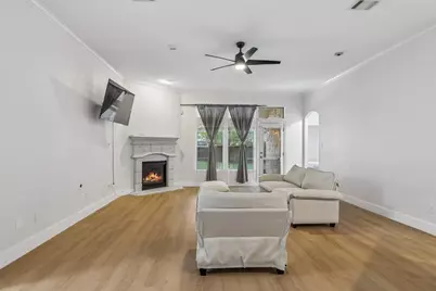 18708 Wind Valley Way, Pflugerville, TX 78660 - Photo 23