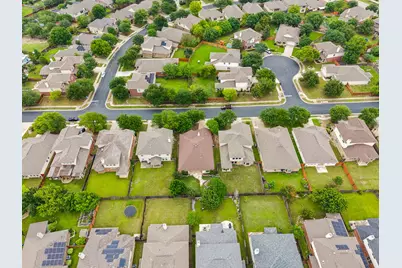 18708 Wind Valley Way, Pflugerville, TX 78660 - Photo 35