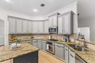 18708 Wind Valley Way, Pflugerville, TX 78660 - Photo 9