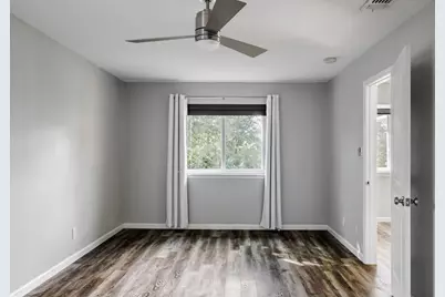 6101 London Drive, Austin, TX 78745 - Photo 21