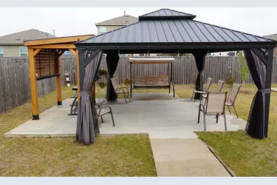 231 Milliner Loop, Hutto, TX 78634 - Photo 19