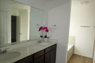 231 Milliner Loop, Hutto, TX 78634 - Photo 9