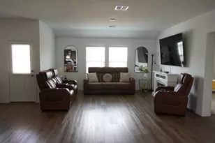 231 Milliner Loop, Hutto, TX 78634 - Photo 7