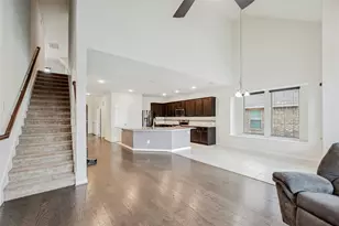 405 Farm Creek Dr, Hutto, TX 78634 - Photo 5
