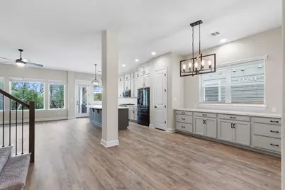 1046 Hazy Hills Loop, Dripping Springs, TX 78620 - Photo 3