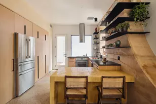 2201 Garden St, Austin, TX 78702 - Photo 9