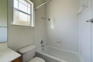 401 Nelray Blvd, Austin, TX 78751 - Photo 11