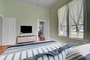 501 Burleson St, Smithville, TX 78957 - Photo 23