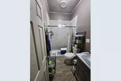 502 W 4th Street, Taylor, TX 76574 - Photo 27