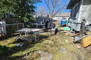 502 W 4th St, Taylor, TX 76574 - Photo 31