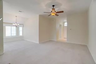 402 Hickory Tree Dr, Georgetown, TX 78626 - Photo 13