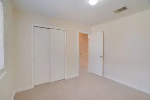 402 Hickory Tree Dr, Georgetown, TX 78626 - Photo 11