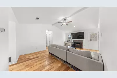 4015 Alexandria Drive, Austin, TX 78749 - Photo 7