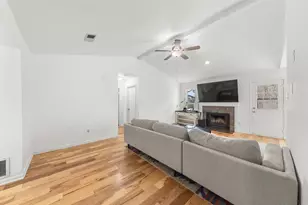 4015 Alexandria Dr, Austin, TX 78749 - Photo 7