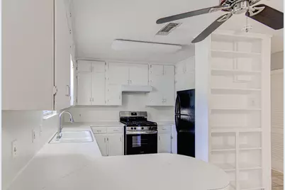 2709 Rae Dell Avenue, Austin, TX 78704 - Photo 9