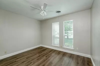 804 Dunman Drive, Georgetown, TX 78628 - Photo 9