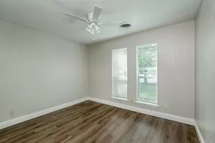 804 Dunman Dr, Georgetown, TX 78628 - Photo 9
