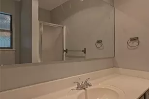 1102 Fowzer Street E, Taylor, TX 76574 - Photo 17