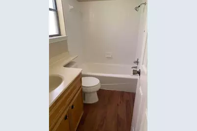 706 W 22nd Street #104, Austin, TX 78705 - Photo 5