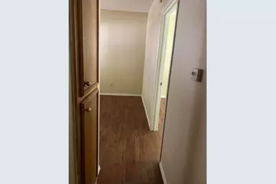 706 W 22nd Street #104, Austin, TX 78705 - Photo 9