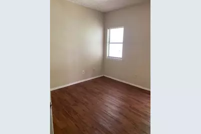 706 W 22nd Street #104, Austin, TX 78705 - Photo 11