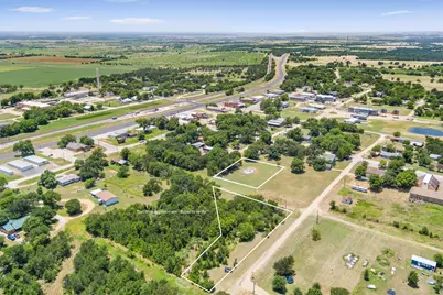 22712 N 12th Street, Buckholts, TX 76518 - Photo 7