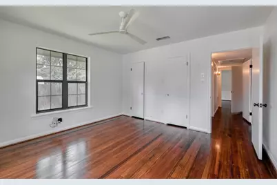 927 E Walnut Street, La Grange, TX 78945 - Photo 25