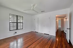 927 E Walnut St, La Grange, TX 78945 - Photo 25