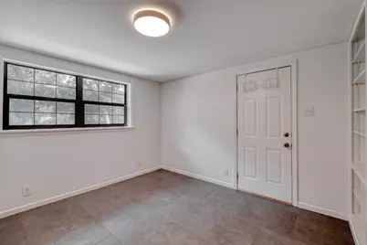 927 E Walnut Street, La Grange, TX 78945 - Photo 19