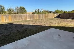 509 Riverdale Dr, Jarrell, TX 76537 - Photo 23